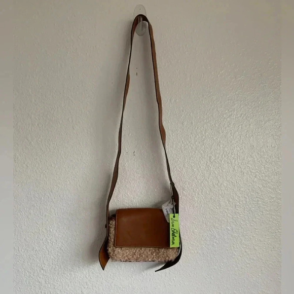 NWT Sam Edelman Shearling Fur
Mini Crossbody - Picture 1 of 8